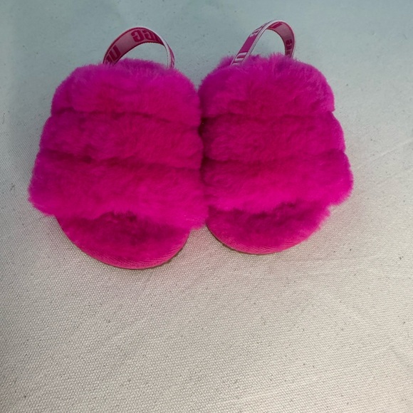 UGG Baby Fluffy Pink Slippers - Picture 2 of 6